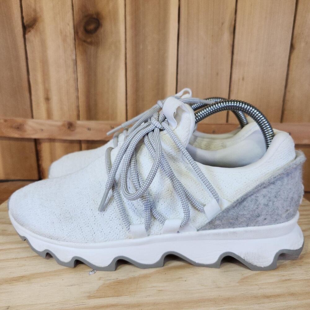 Sorel Kinetic Lace Shoes Womens 8.5 White Knit Sneakers Athletic NL3227-100
